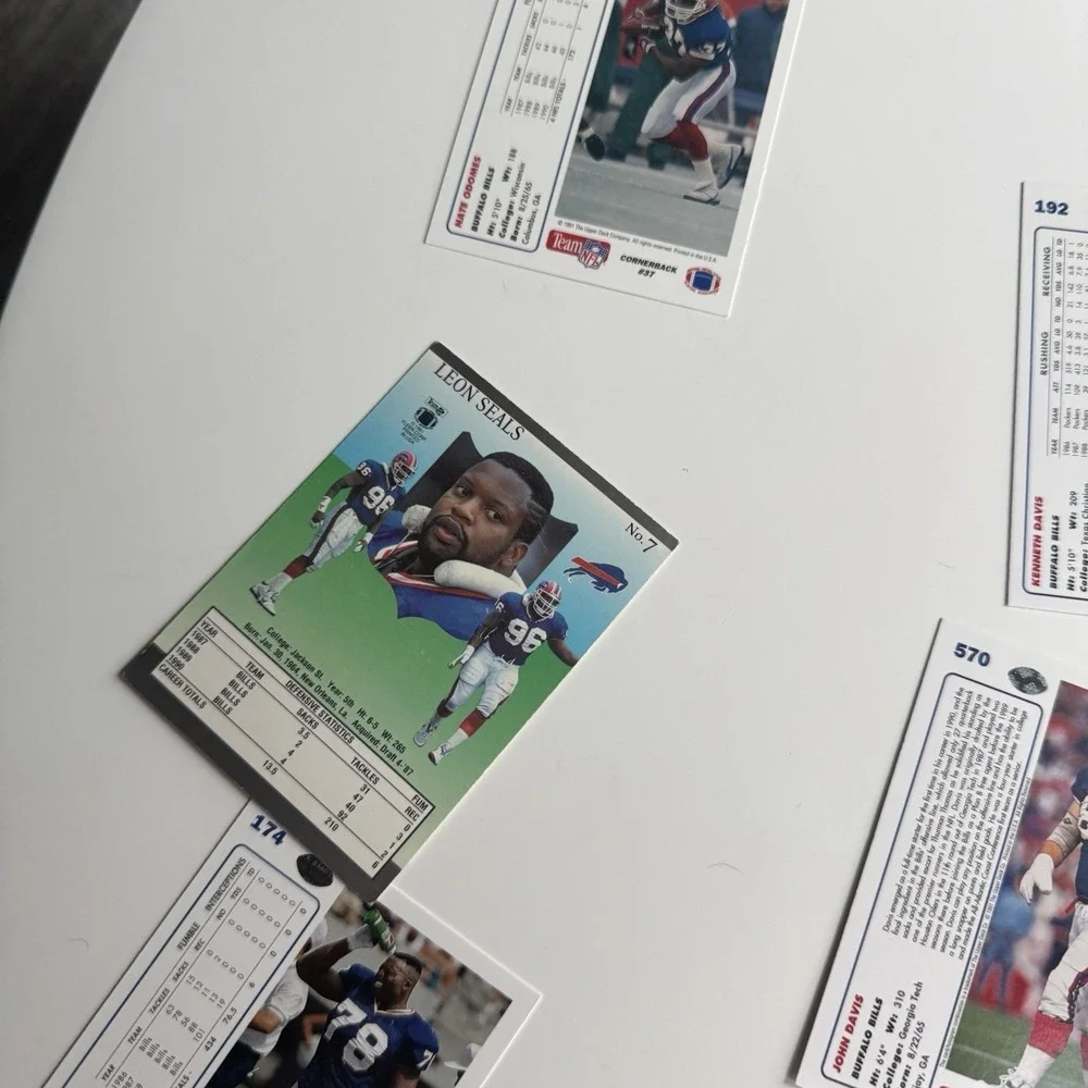 Buffalo Bills Football Card Lot (25) Bruce Smith Thurman Thomas Reich